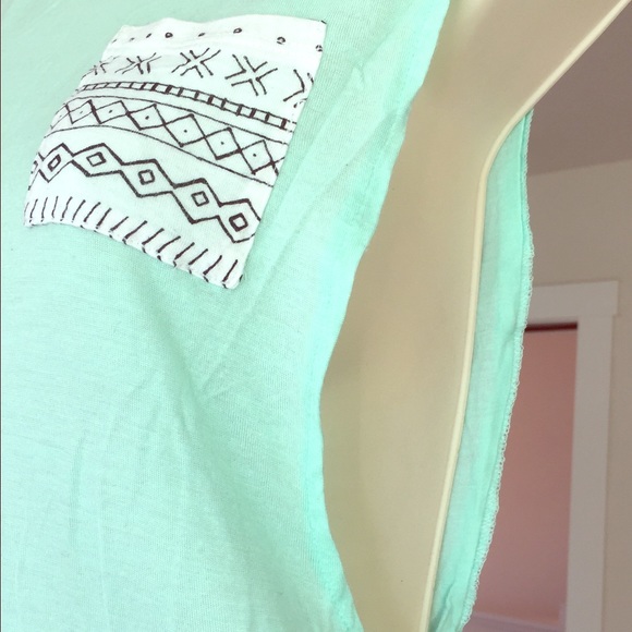 Tank top - Picture 2 of 2