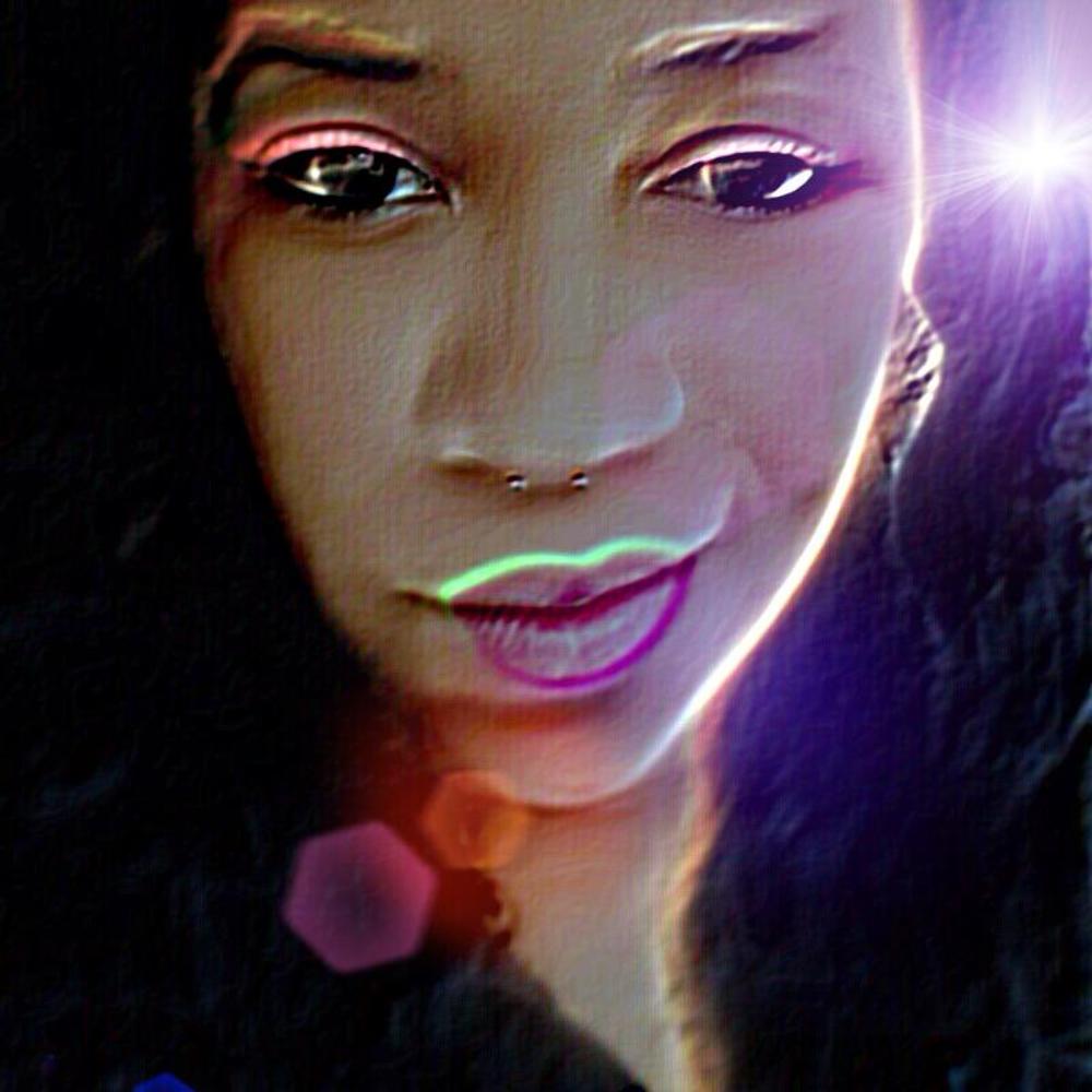 Meet your Posher, Alana