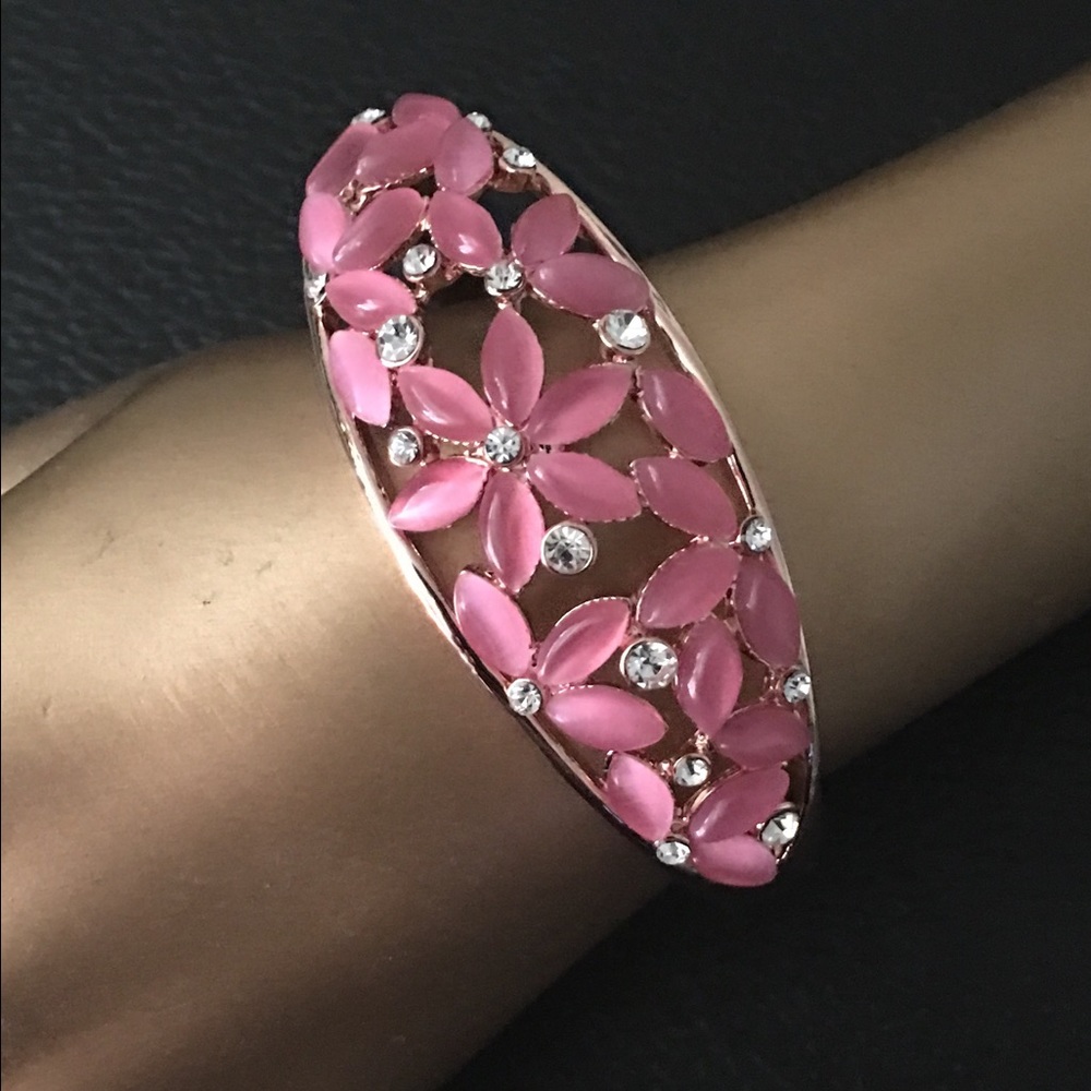 Jewelry - Picture 4 of 4
