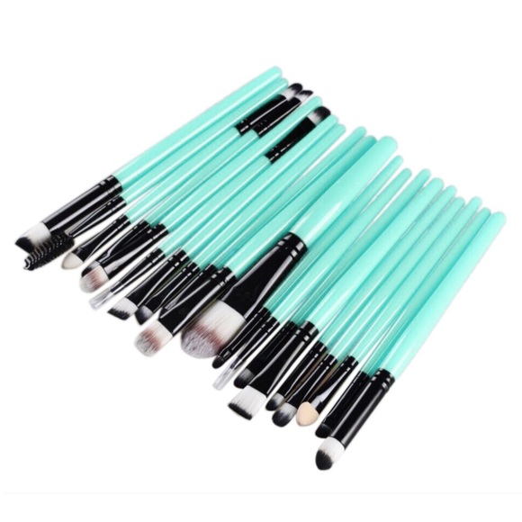 🌟COMING SOON 20 Pc Tiffany Turquoise Makeup Brush - Picture 2 of 8