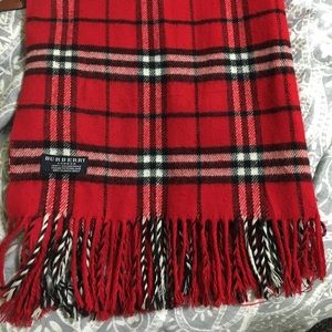 Burberry cashmere scarf