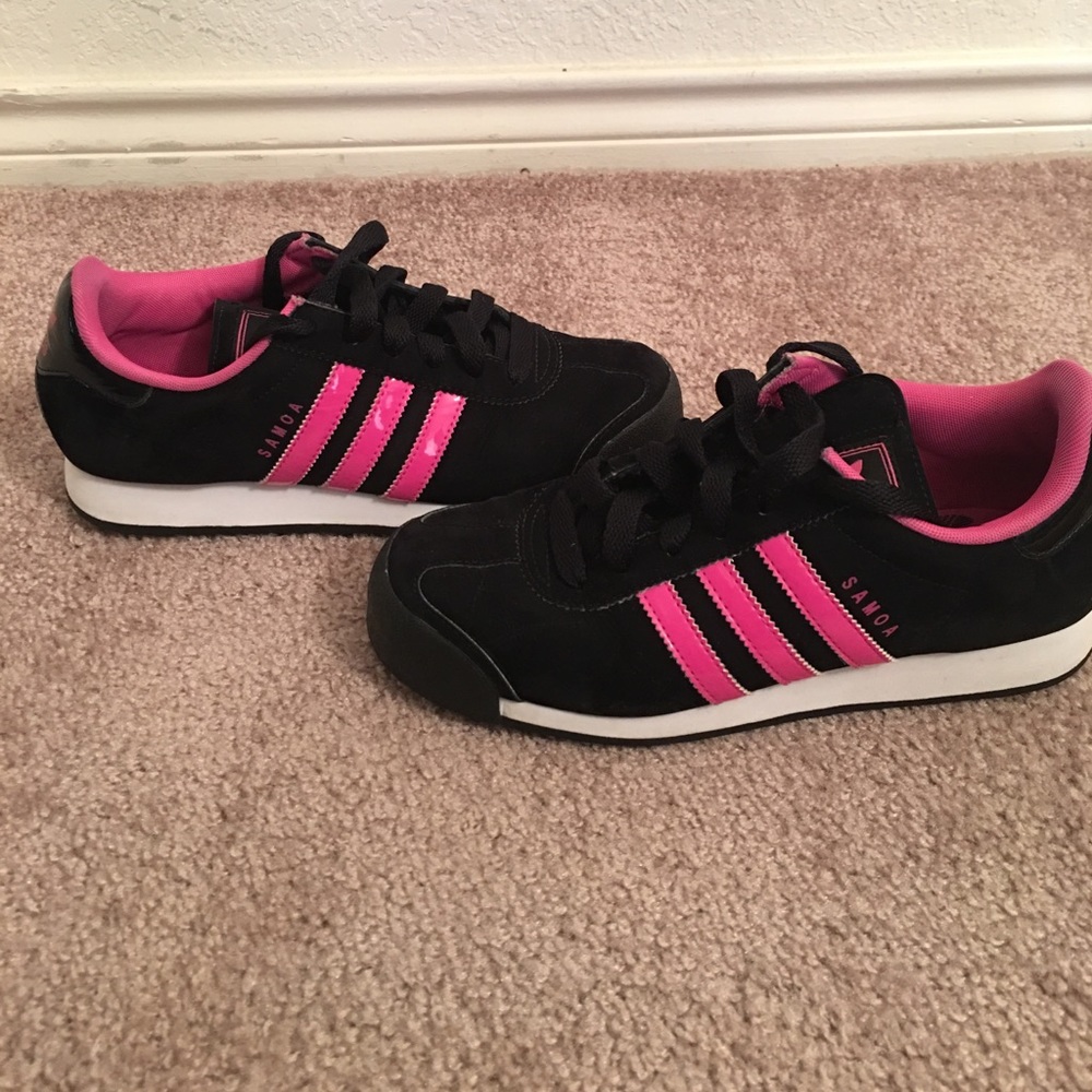 Adidas Sneakers