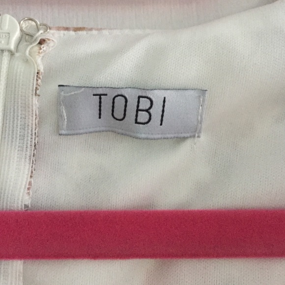 Floral deep V romper - Picture 2 of 4