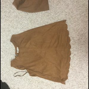 Lf top scallop edges very cute!