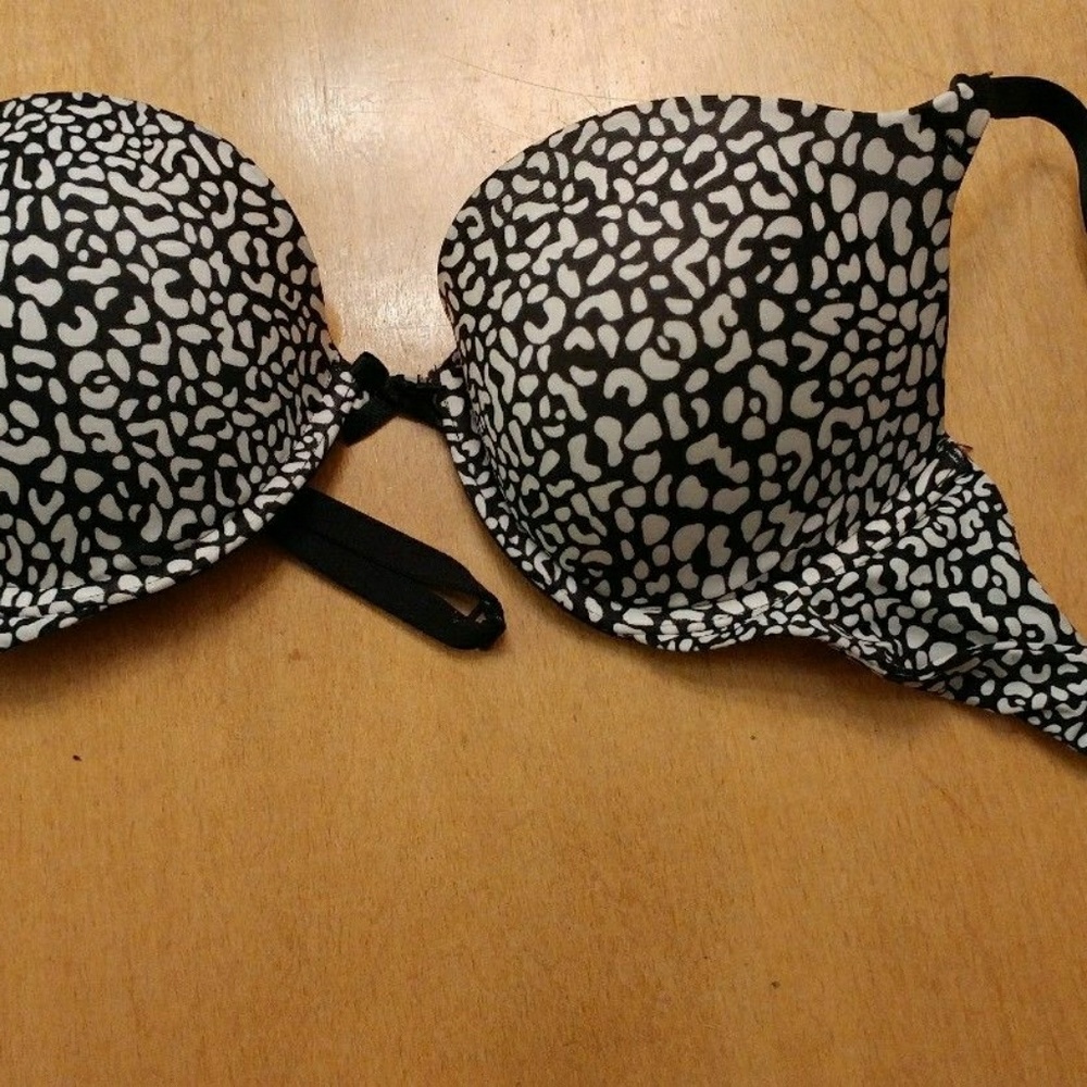 Victoria's Secret Pushup Bra 34B