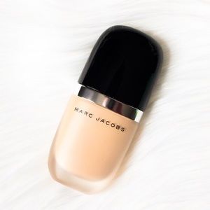 Marc Jacobs genius gel ivory