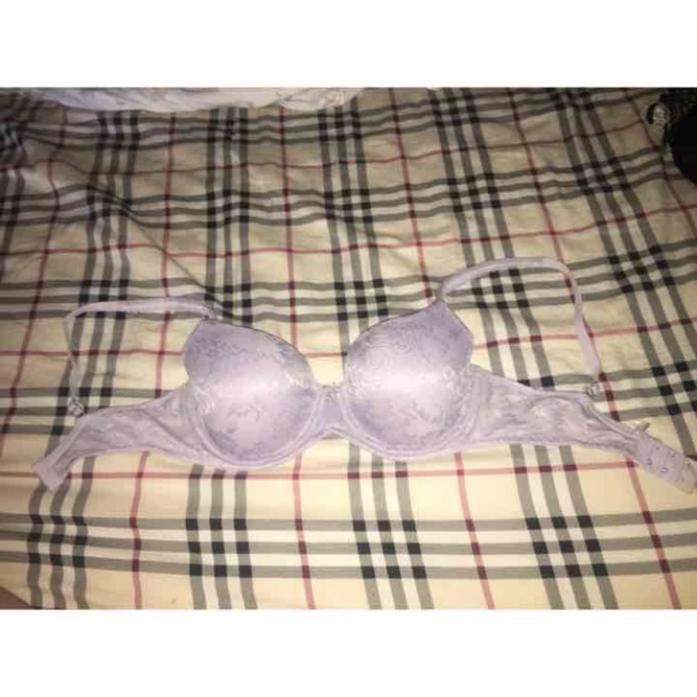 Victoria's Secret Lavender Bra 34DD