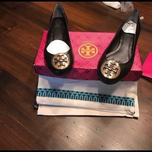 Tory Butch black flats