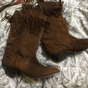 Fringe cowboy boots