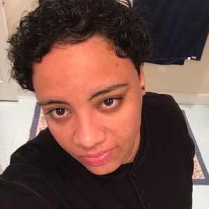 Meet your Posher, Jacqueline