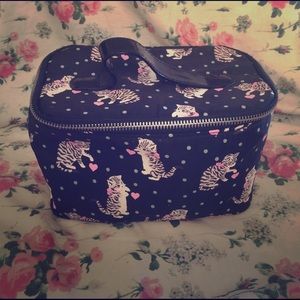 Forever 21 Kitten Makeup Bag!