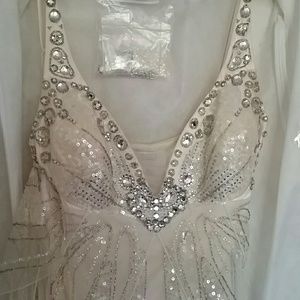 Jenny Packham Papillion Gown in Ivory