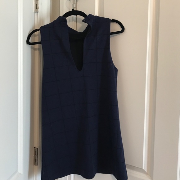 dress - Picture 2 of 7