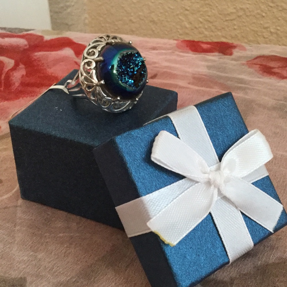 Drusy agate ring