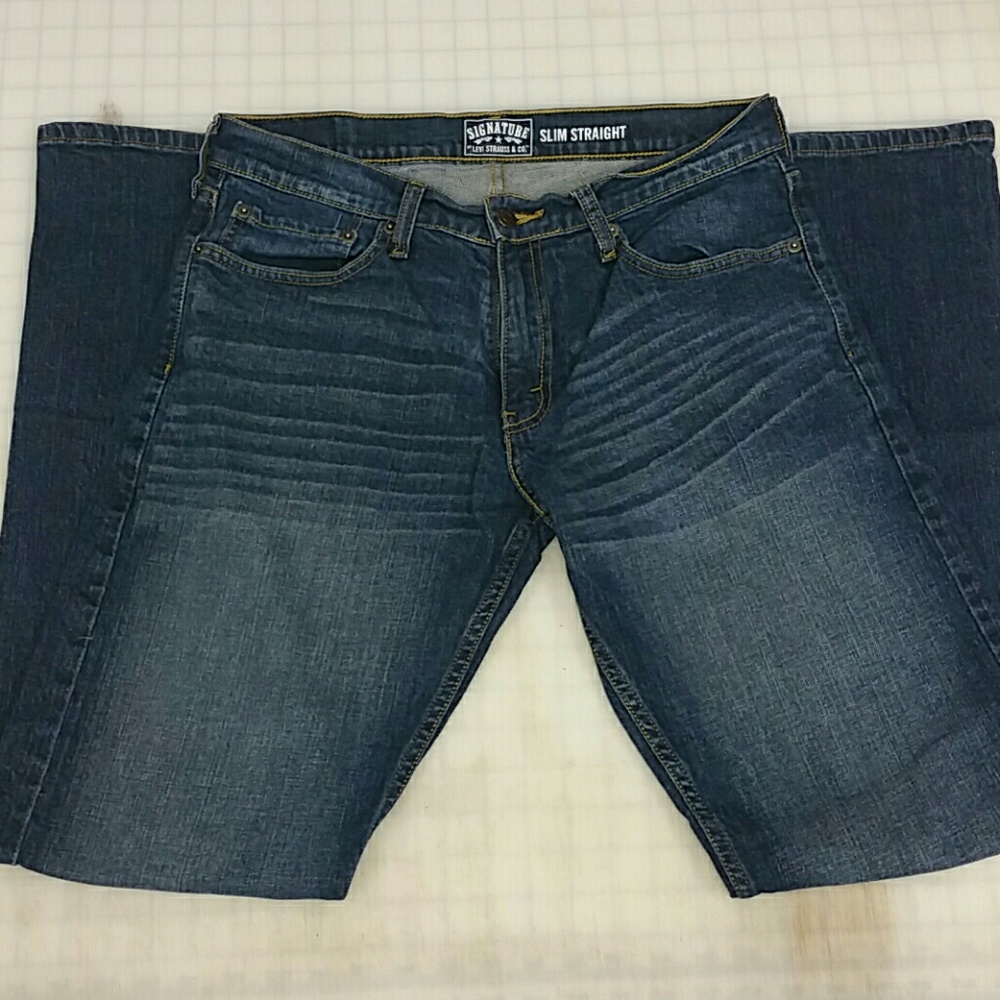 Levi Slim Straight jeans