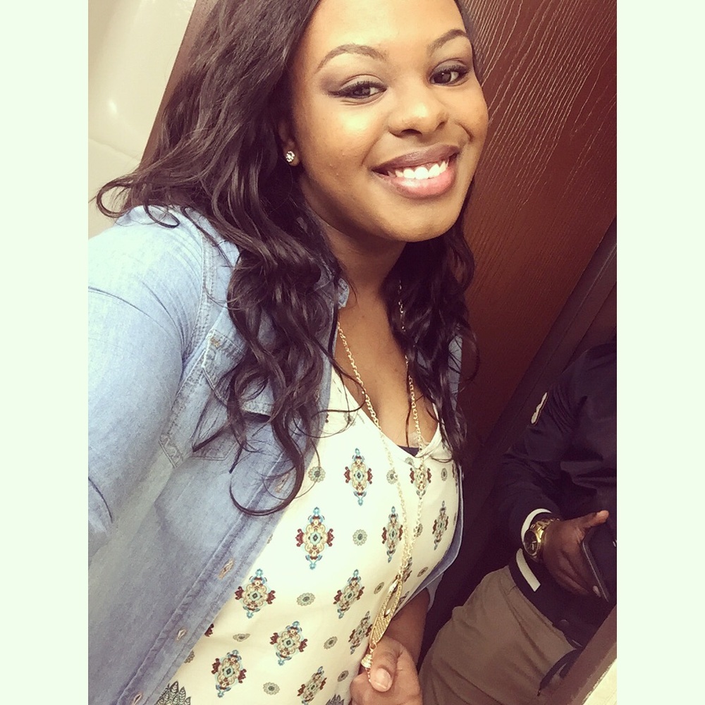 Meet your Posher, Shniya