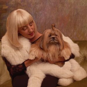 Meet your Posher, Antonia