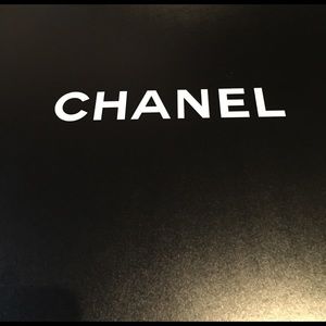 Large Chanel handbag box