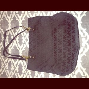 Used black Michael kors shoulder bag! Sale‼️