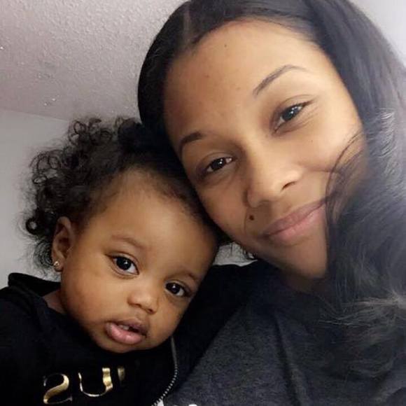 Meet your Posher, Symone - Picture 1 of 1