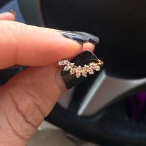 Gorgeous 14k gold curved diamond wedding band