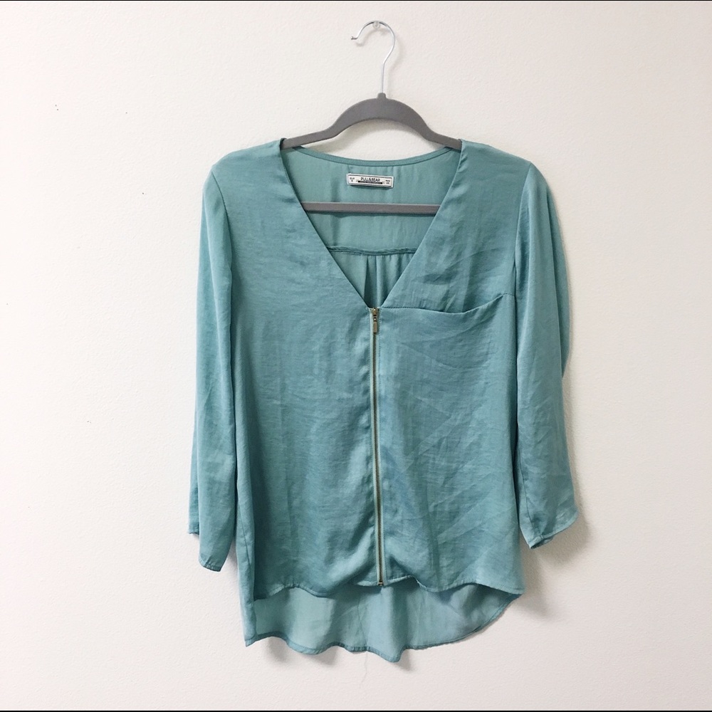 Cute blouse