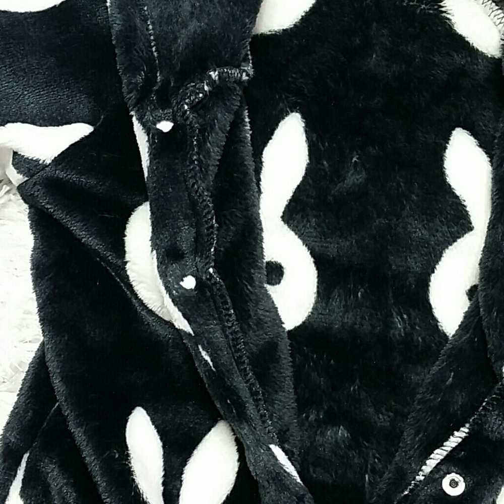 White Fur Bunnies Bodysuit Hoodie.   Kids - Picture 4 of 4