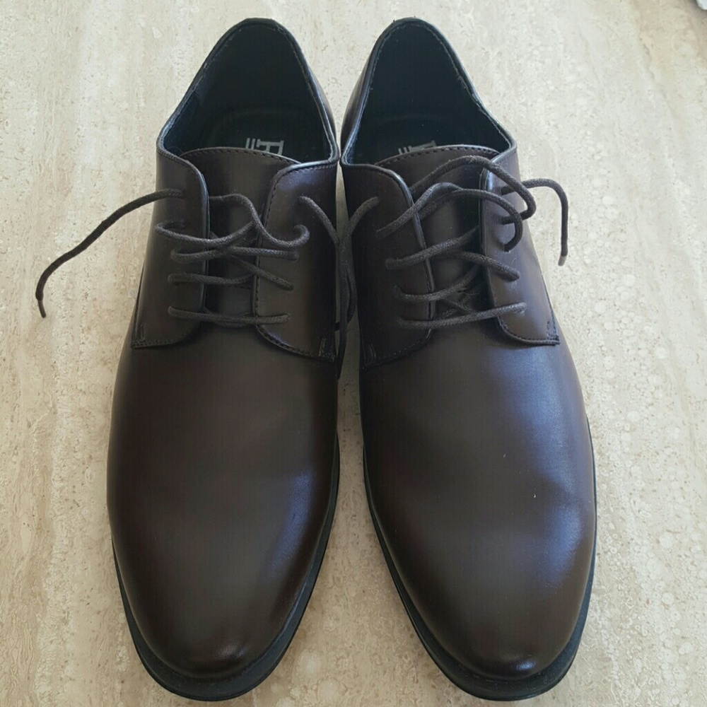 Brand new Robert Wayne Men's shoes