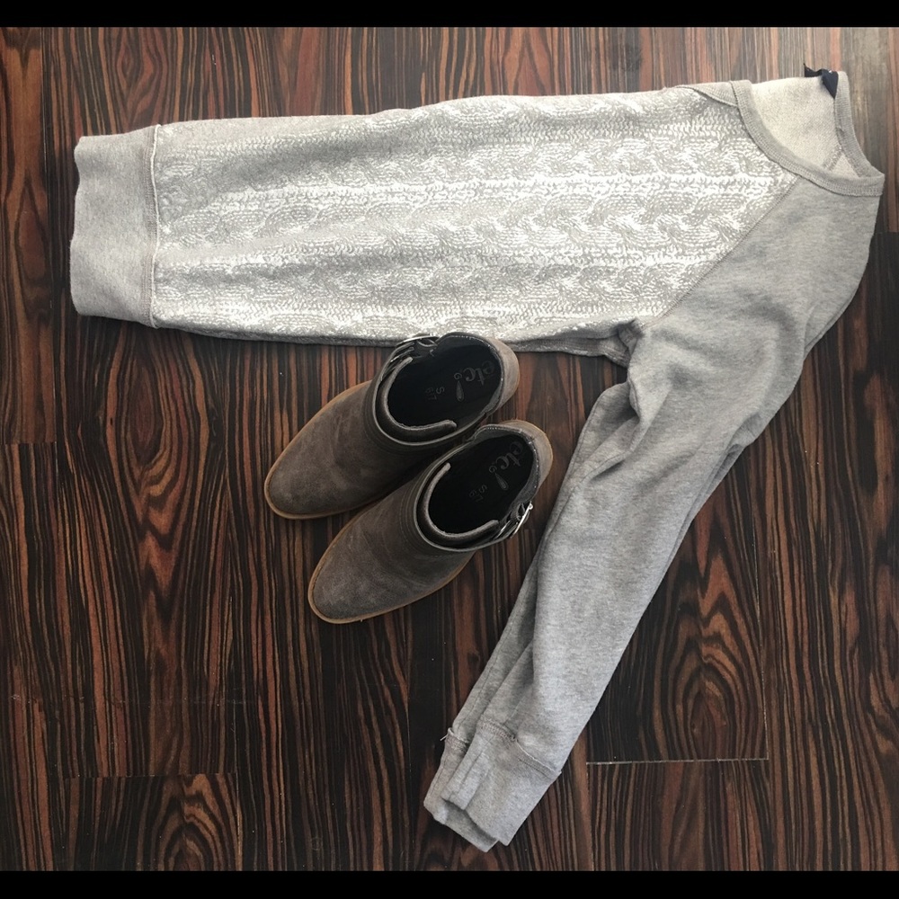 Cozy gray sweater