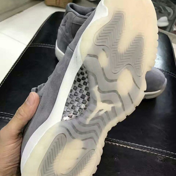 Jordan 12 all gray - Picture 2 of 3