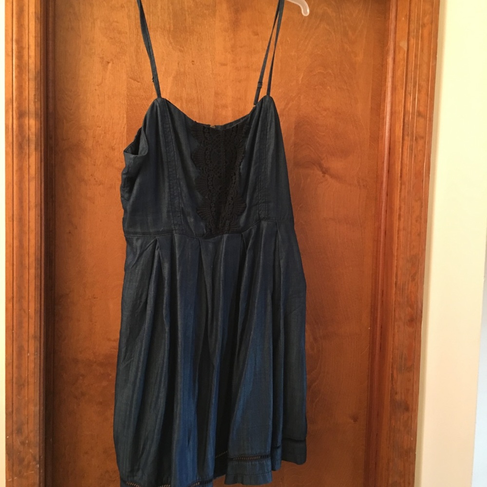Maurice's chambray dress. Size large.