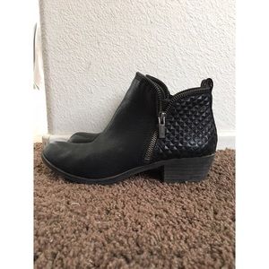 Ankle boots