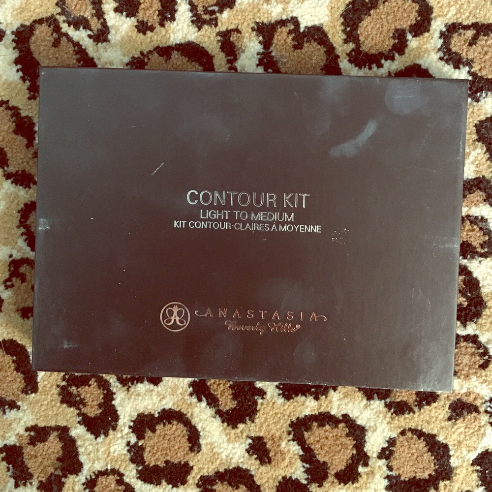 Anastasia Beverly Hills Contour Kit Palette