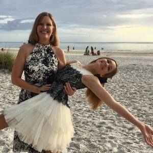 Meet your Posher, Jennifer