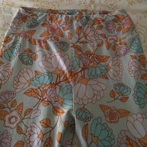 SPRINGY 💐 LULAROE LEGGINGS