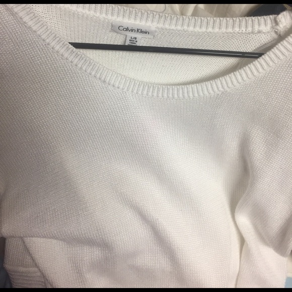 Calvin Klein sweater - Picture 2 of 2