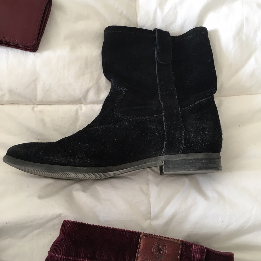 Vince Camuno Fanti Suede Ankle Boot
