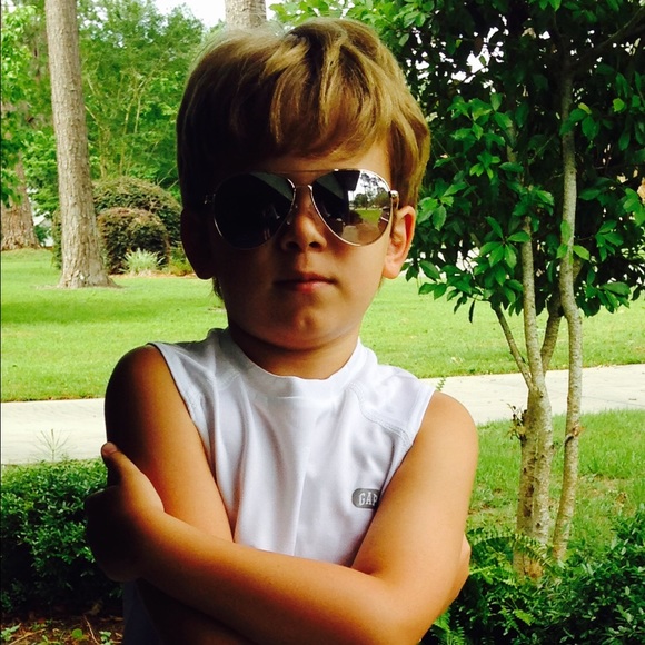 Meet your Posher, Allison - Picture 2 of 4