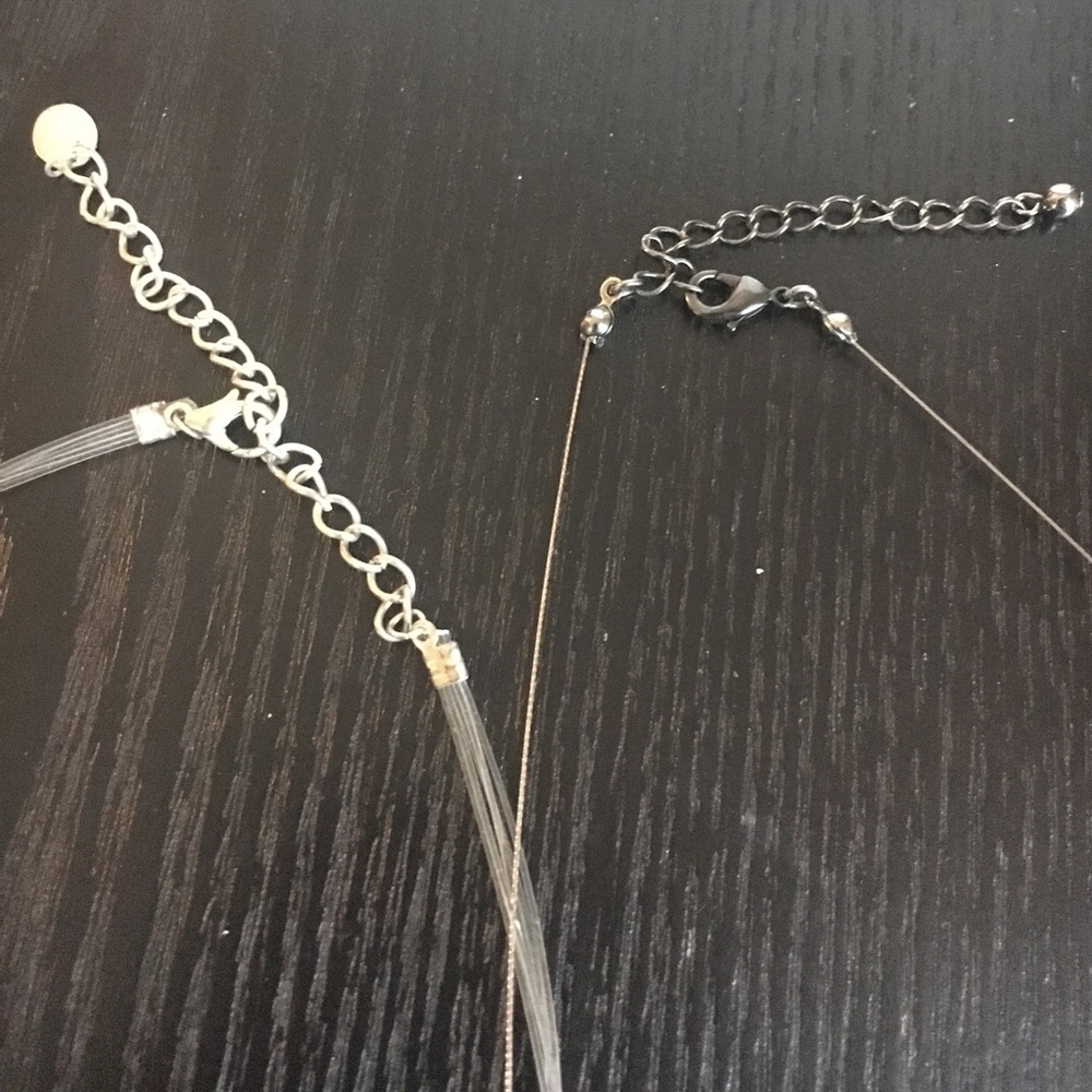 Necklaces - Picture 4 of 4