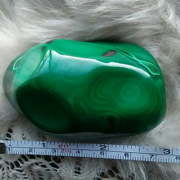 1 Malachite Palm Stone, Crystal Healing - Picture 2 of 3