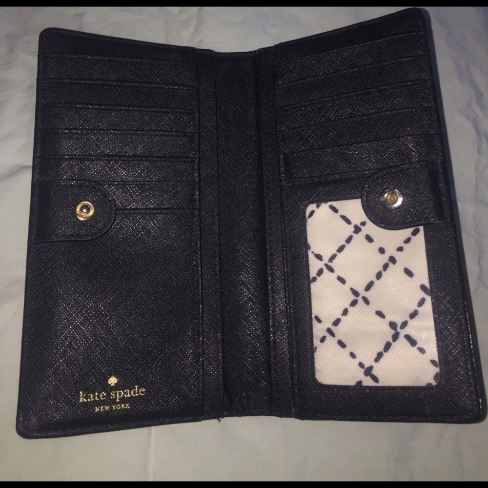 Kate spade Cameron style Wallet