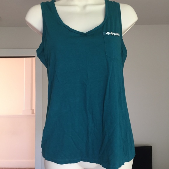 Formal tank - Picture 1 of 2