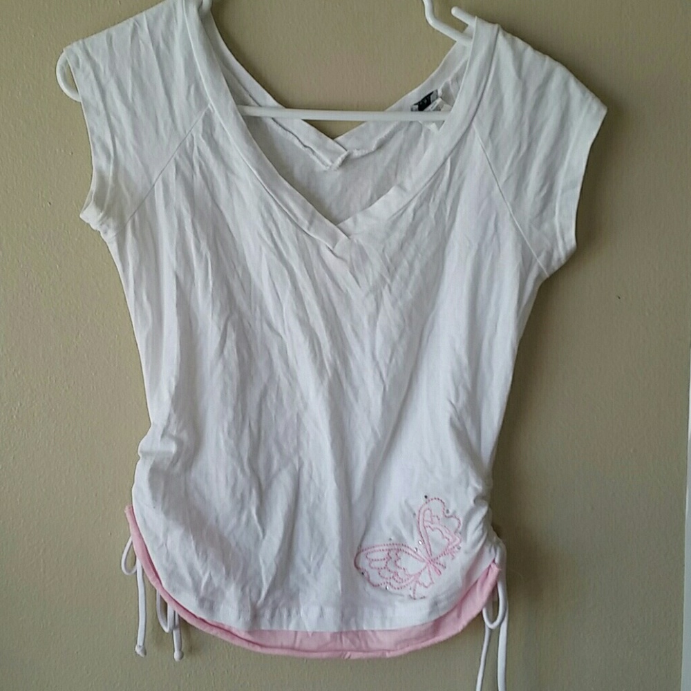 V-neck shirt with side ties