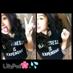 Meet your Posher, Leslye