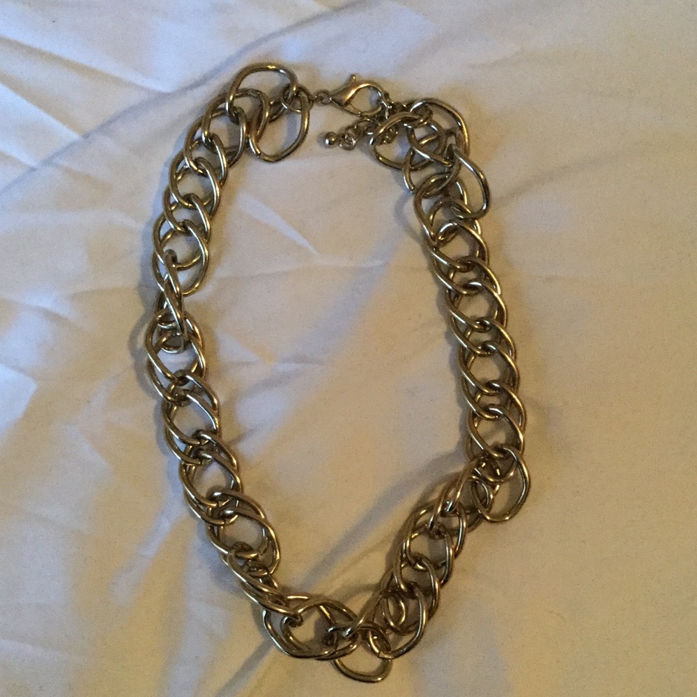 Chain necklace