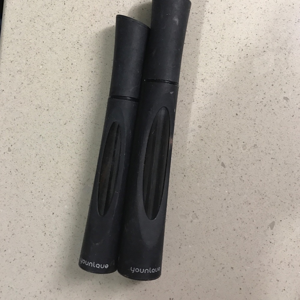 Unique mascara and lash extensions