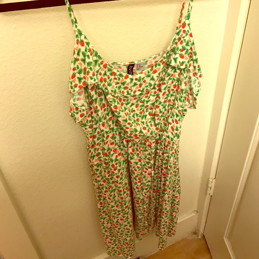 H&M drawstring waist berry sundress