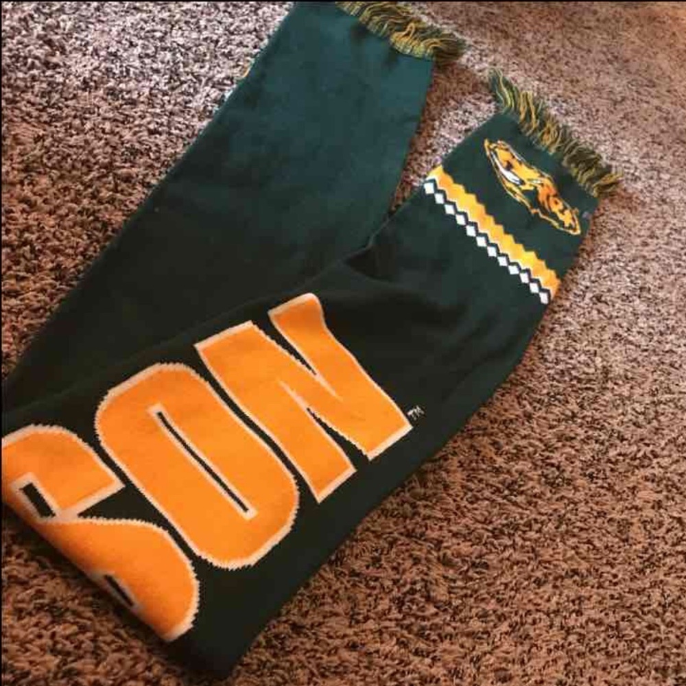 Ndsu bison scarf