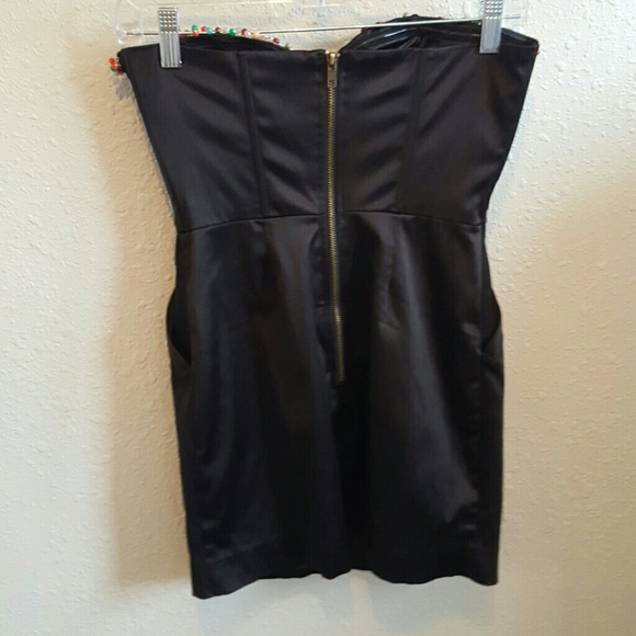 Mini dress with pockets - Picture 3 of 4