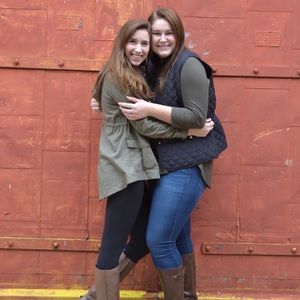 Meet your Posher, Hannah